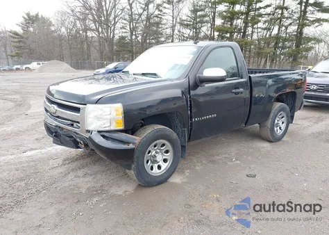 2009 Chevrolet Silverado 1500 Work Truck z USA, uszkodzony, nr VIN 1GCEC14XX9Z107771